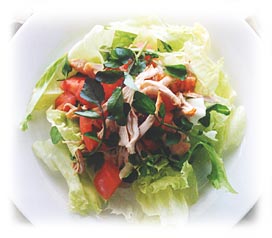 Insalata di verdura di polloi{Ɩ؂̃T_j